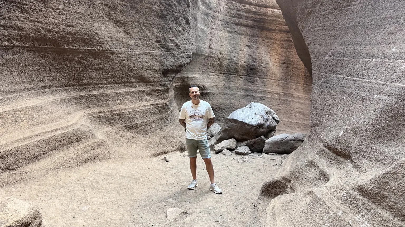 Txema dentro del Barranco de las Vacas