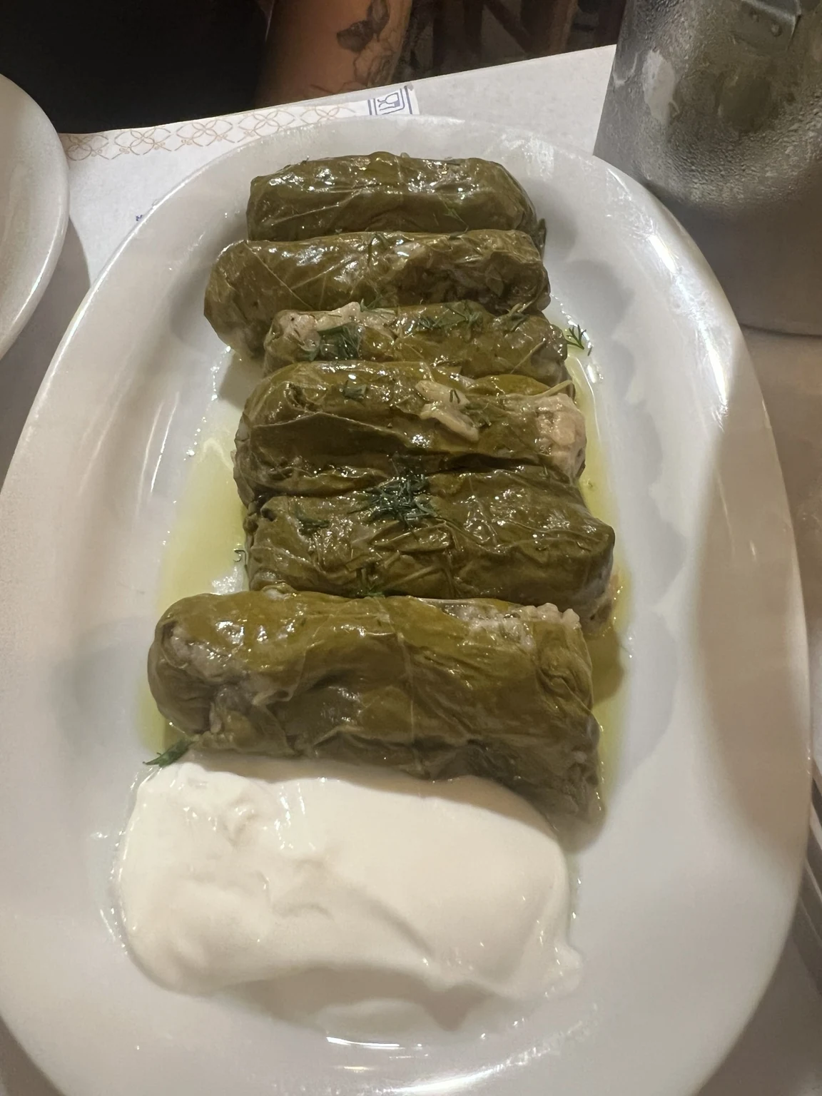 Dolmadakia en Ta Karamanlidika
