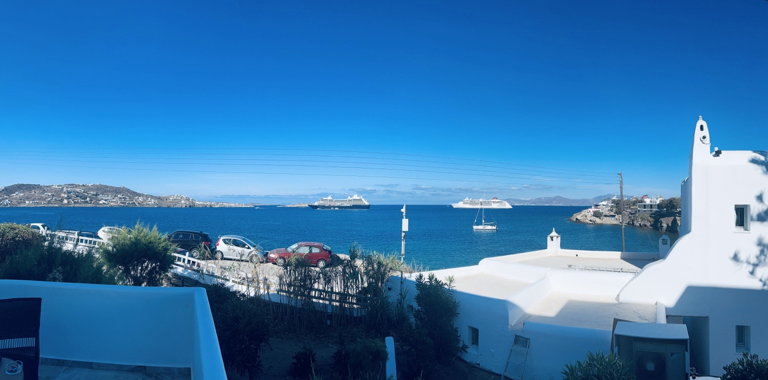Vistas al mar desde el Poseidon Hotel Suites