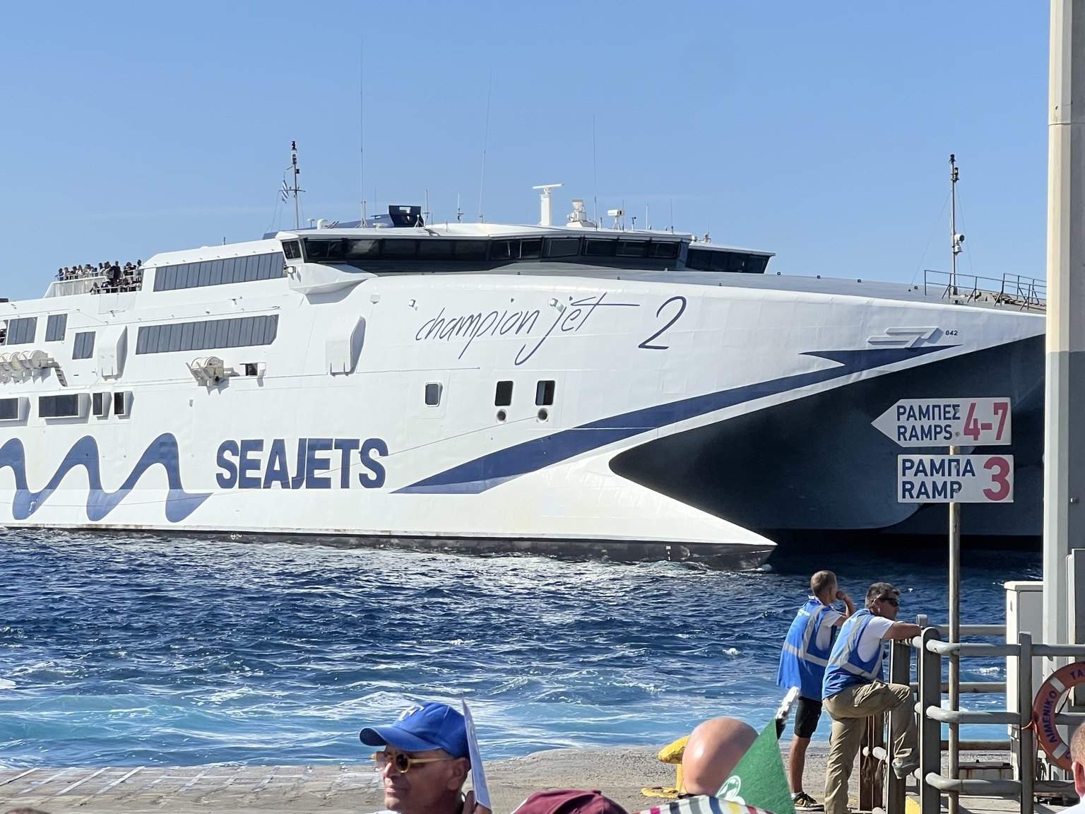 Ferry SeaJets en Santorini