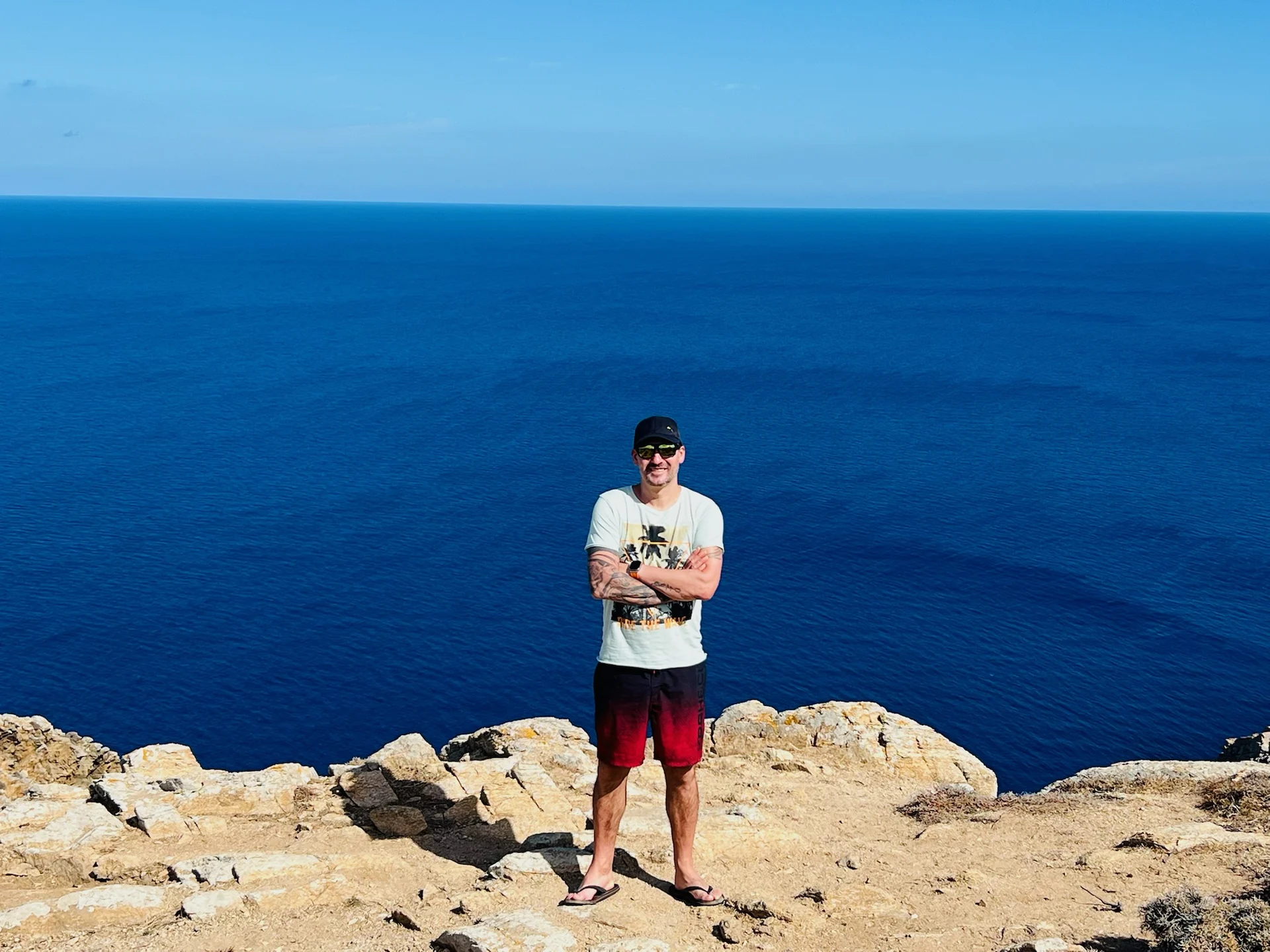 Txema frente al mar cerca del faro de Armenistis en Mykonos