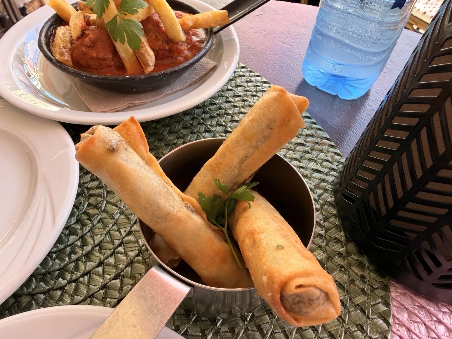 Crujiente de rabo de nuestra comida en La Bodega del Mar