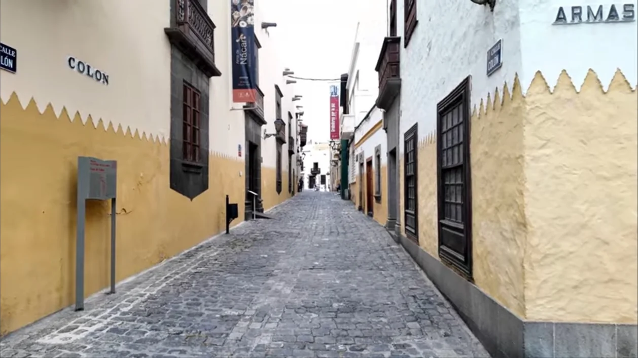 Calle histórica del barrio de Vegueta