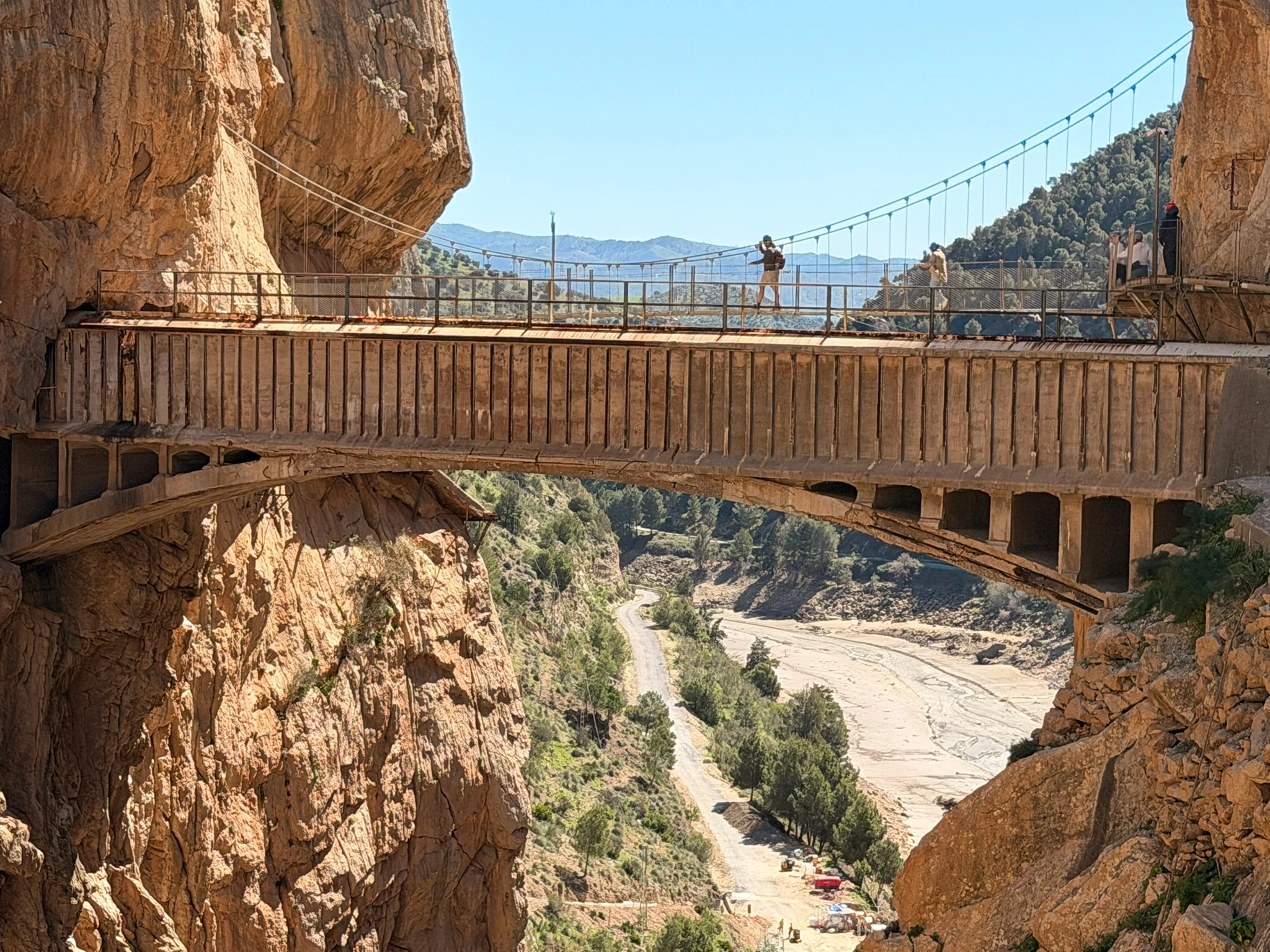 Desfiladero de los Gaitanes y puente final
