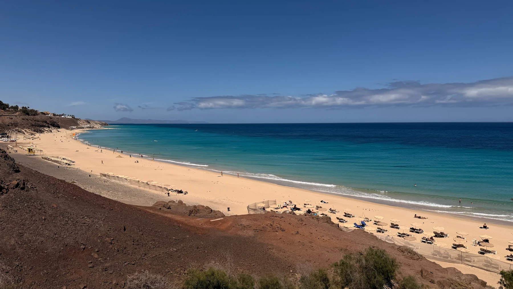 Playas de Esquinzo y Butihondo vistas desde la parte alta