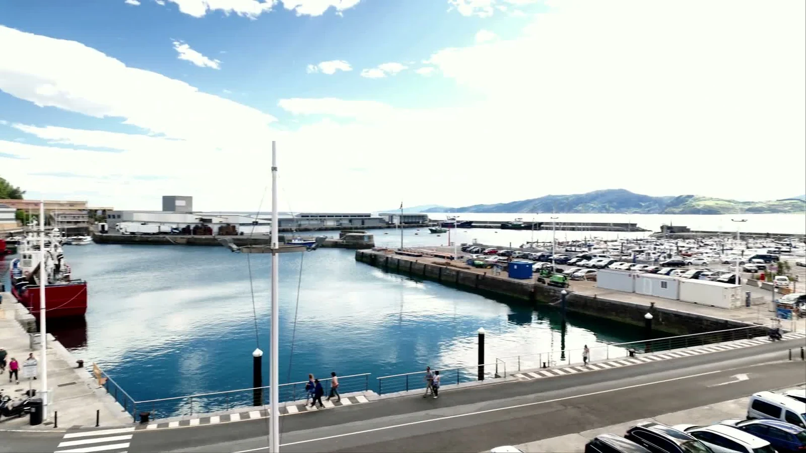 Puerto y barcos de Getaria