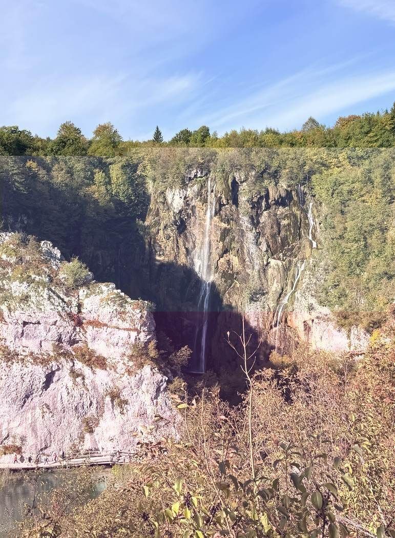 La Gran Cascada de Plitvice vista durante nuestro recorrido por los lagos inferiores