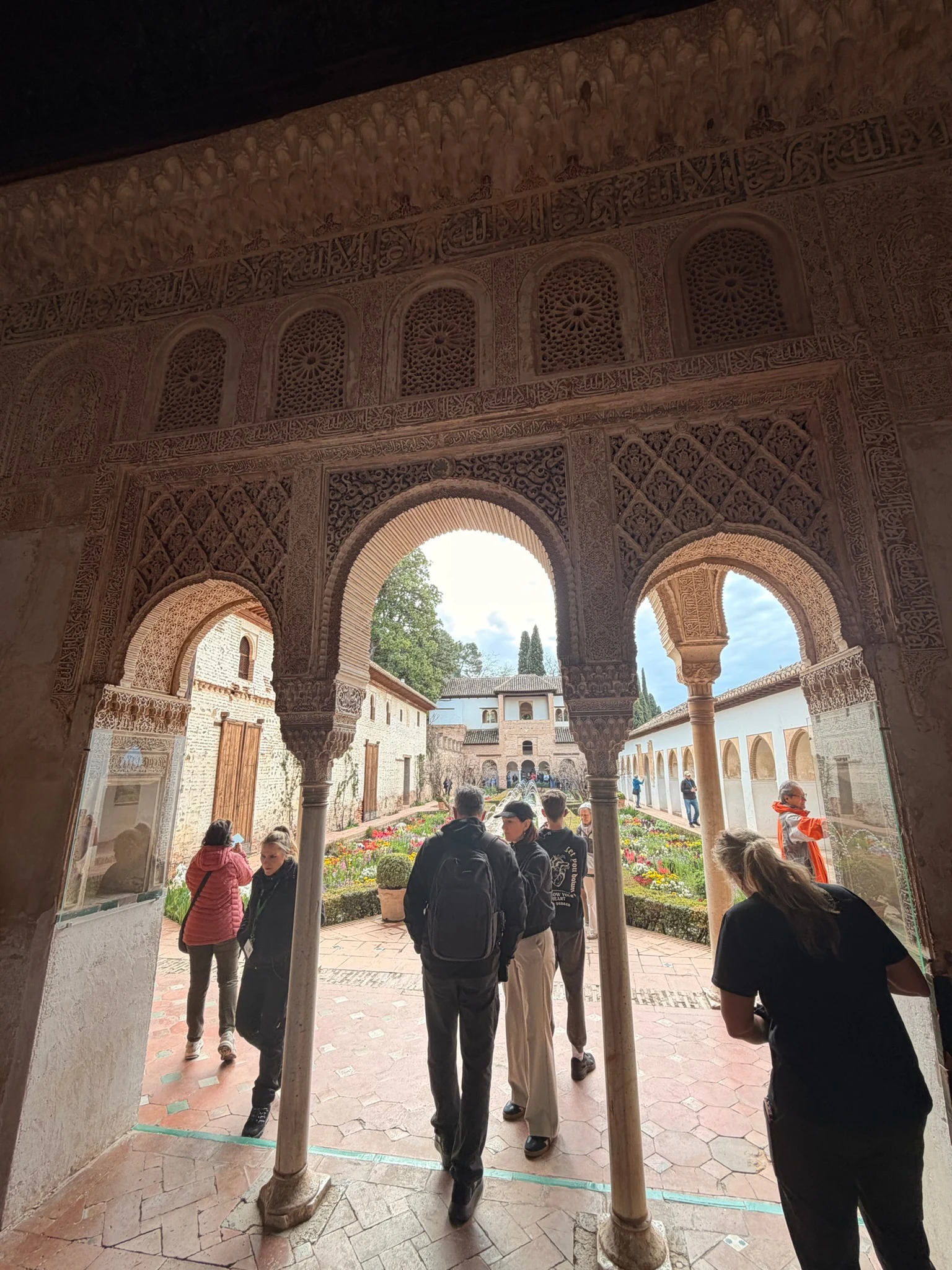 Arcos y jardines del Generalife