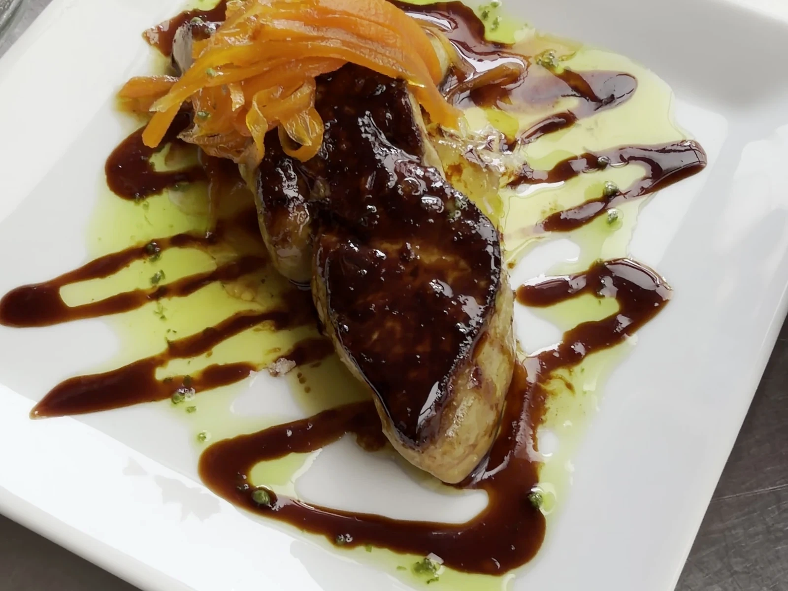 Foie a la sartén de Gran Sol en Hondarribia