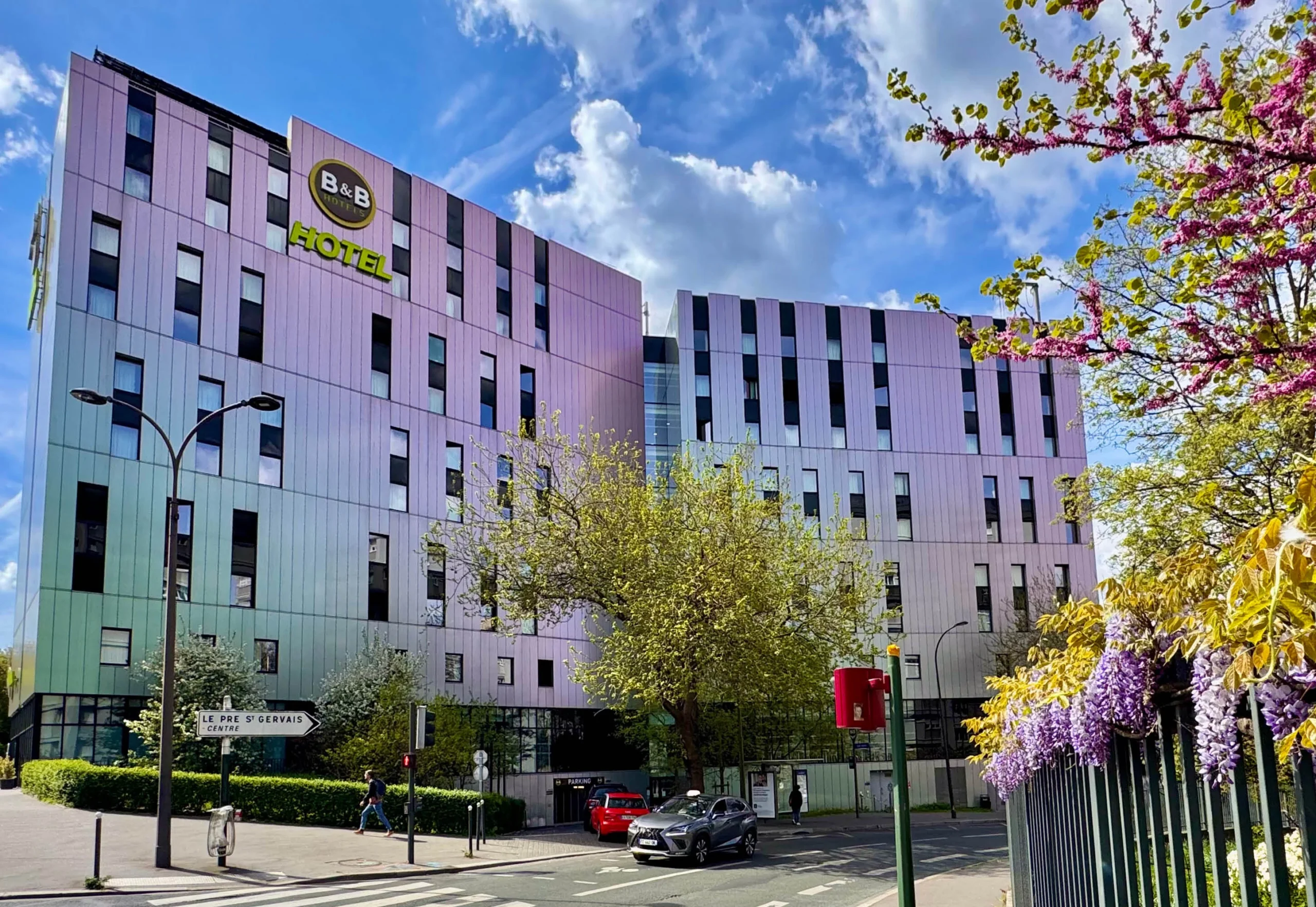 Exterior del B&B HOTEL Paris Porte des Lilas