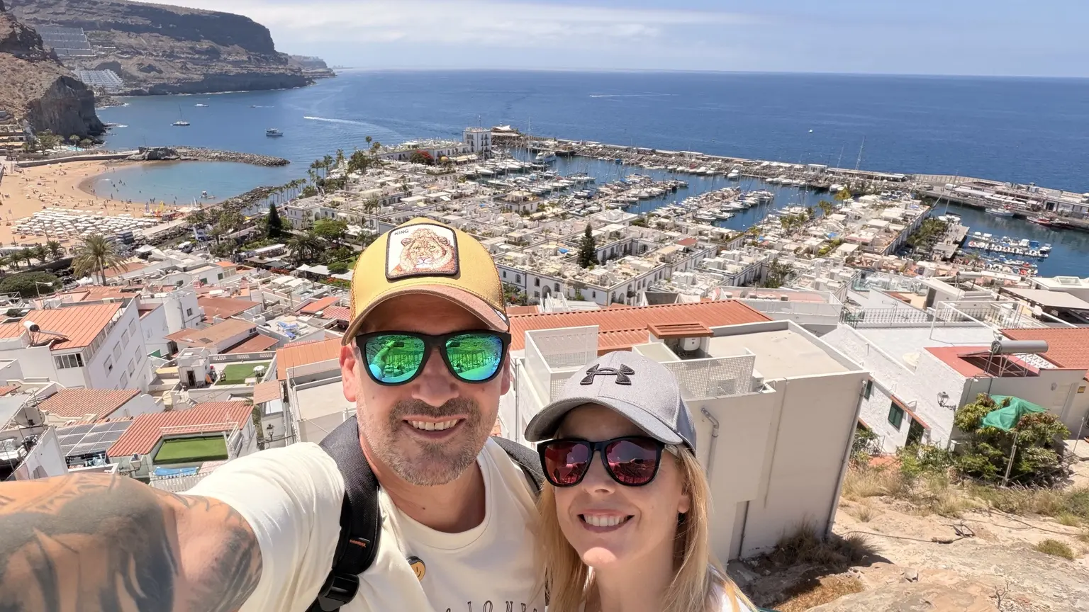 Txema y Alaitz en el Mirador de Puerto de Mogán