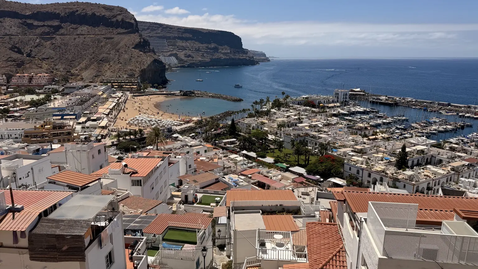 Vista panorámica de Puerto de Mogán desde su mirador