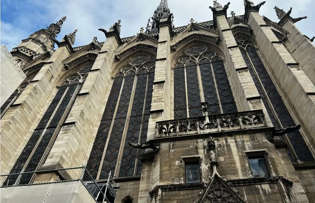 Exterior gótico de Sainte-Chapelle