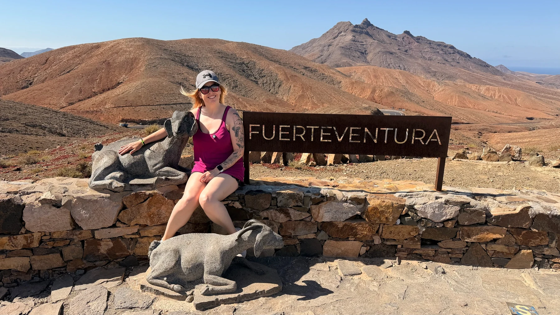 Alaitz en el Mirador de Sicasumbre durante nuestra ruta por el sur