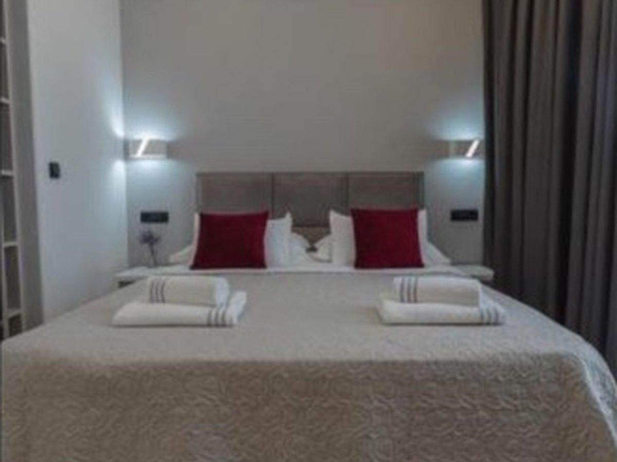 Habitación moderna de Sky & Sun Luxury Rooms durante nuestra estancia en Zadar