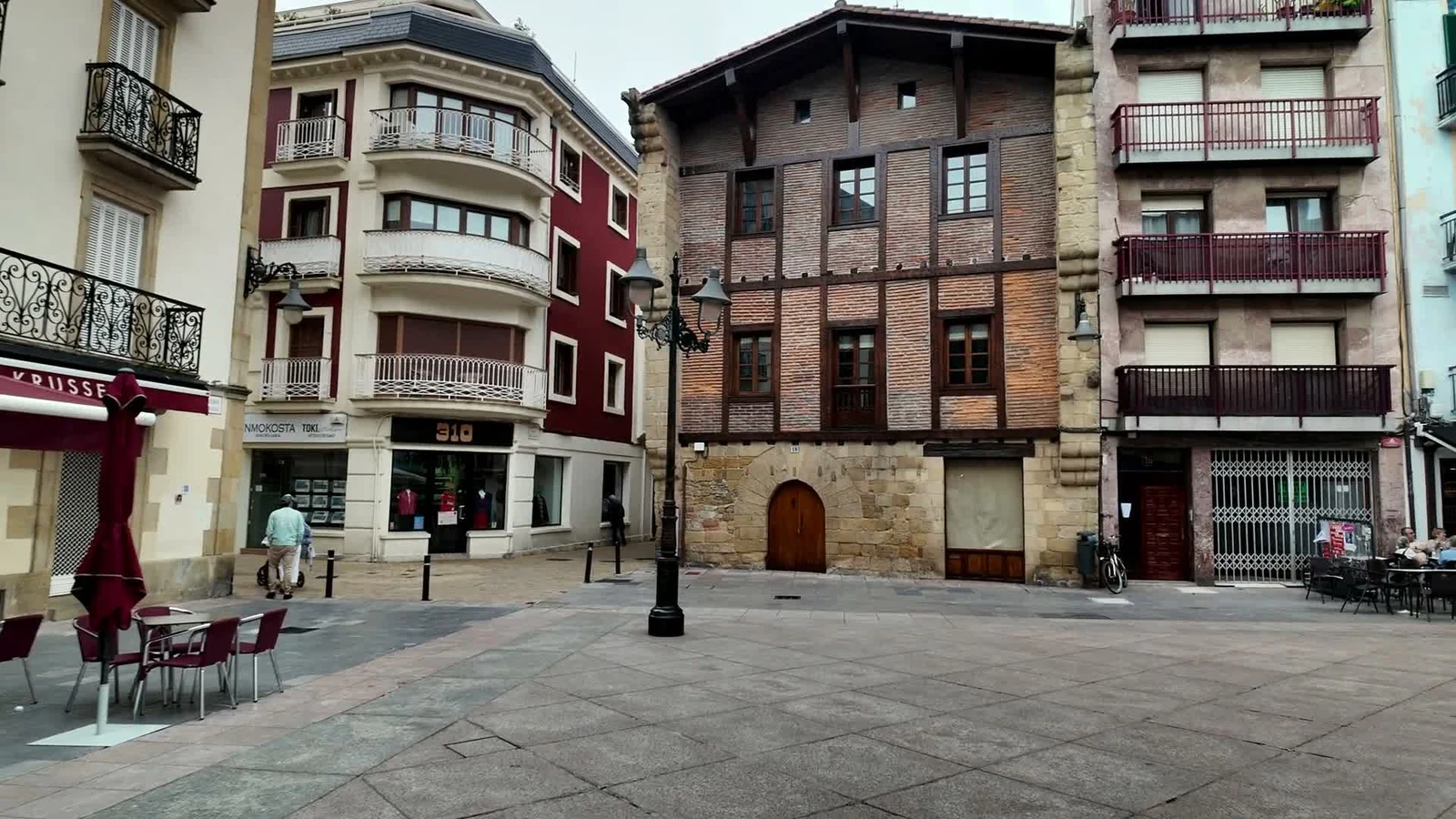 Musika Plaza en el casco histórico de Zarautz