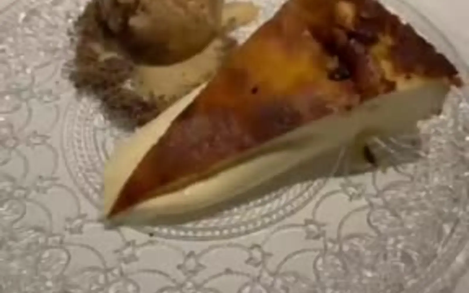 Tarta de quesos leoneses servida en Casa Mando