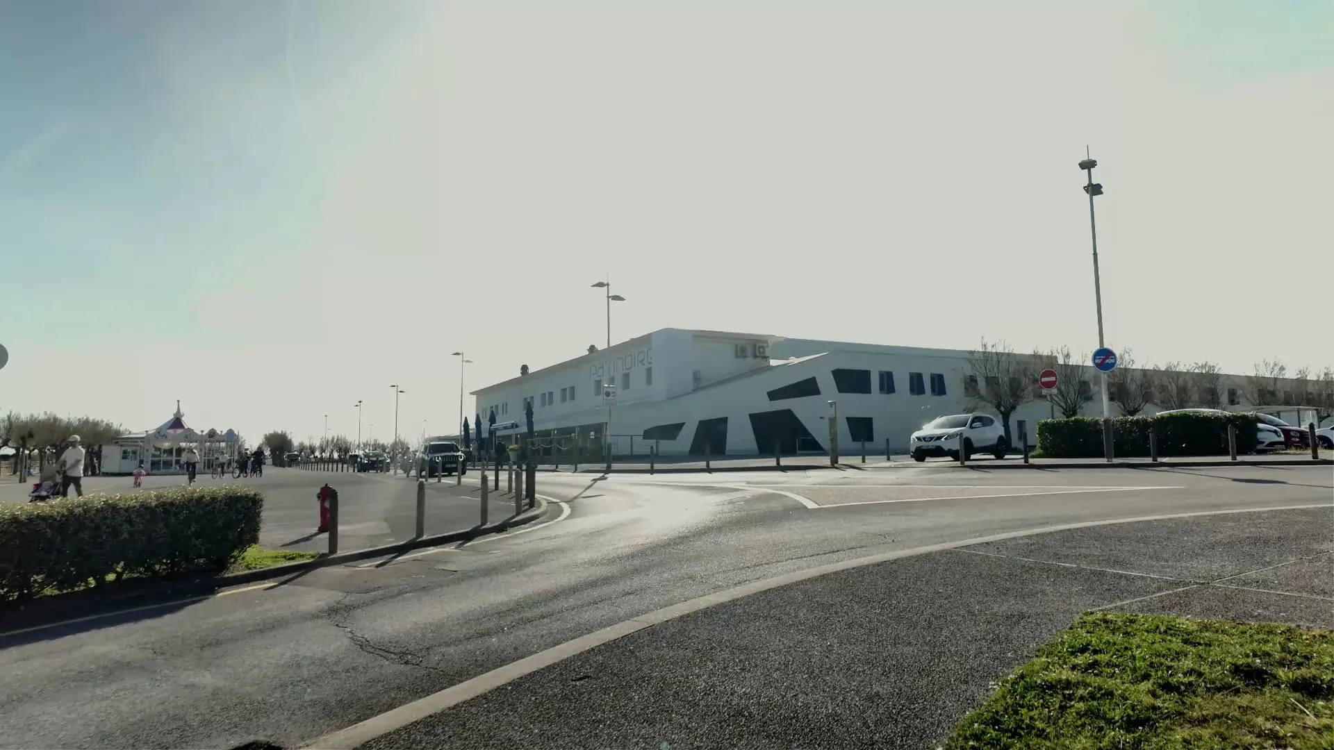 Edificio de la pista de hielo de La Barre en Anglet