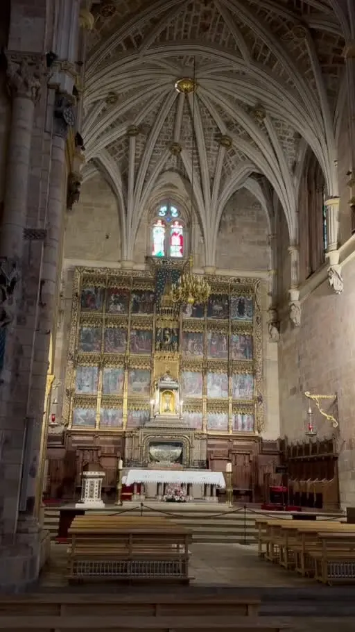 Interior visitable de la Basílica de San Isidoro