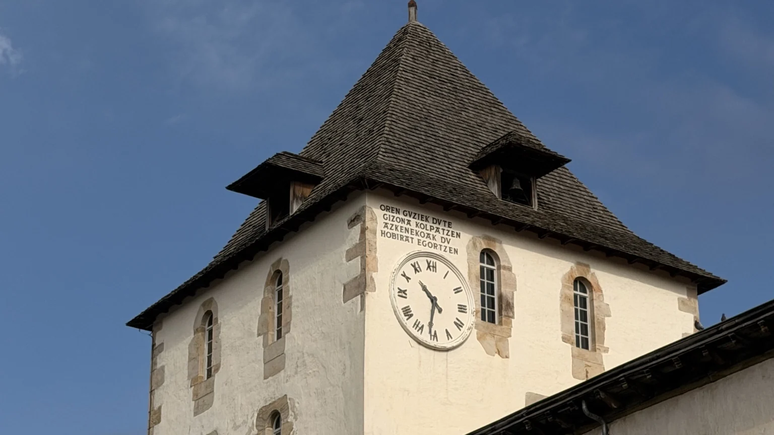 Iglesia de Saint-Martin y cementerio