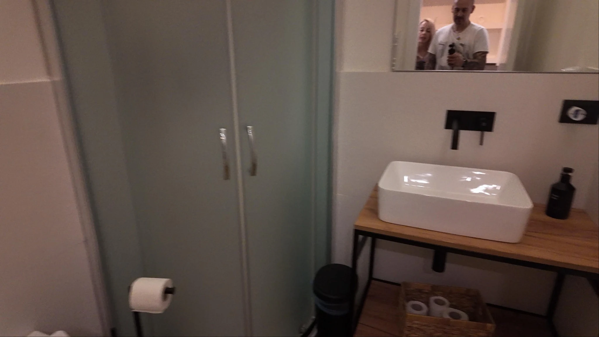 Baño de nuestra habitación en Carlo Felice, Turín