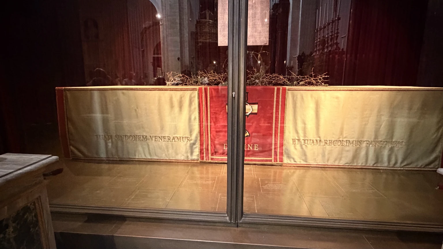 Espacio de la Catedral de Turín vinculado a la Sábana Santa durante nuestra visita